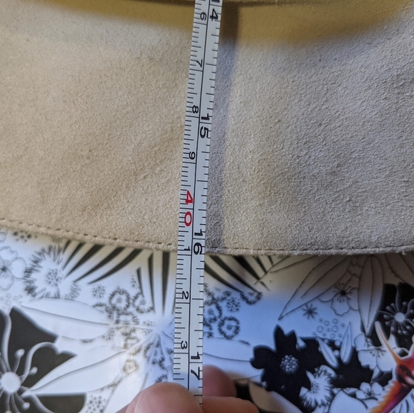 Chinese laundry soft heeled boots tan color - Picture 3 of 5